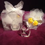 Originelles Gastgeschenk aus Glas schön verpackt als Erinnerung zur Erstkommunion oder Firmung!