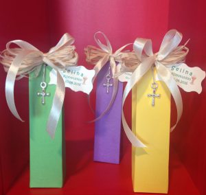 Moderne hübsche Gastgeschenke zur Kommunion Konfirmation Firmung