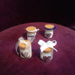 Modernes giveaway Reagenzglas mit Engel