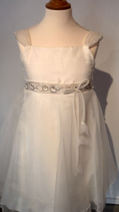 Kommunionskleid, Kleid als Brautmädchen zur Hochzeit 