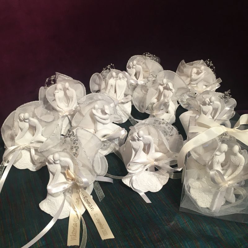 Hübsche Gastgeschenke mit Hochzeitspaarfigur