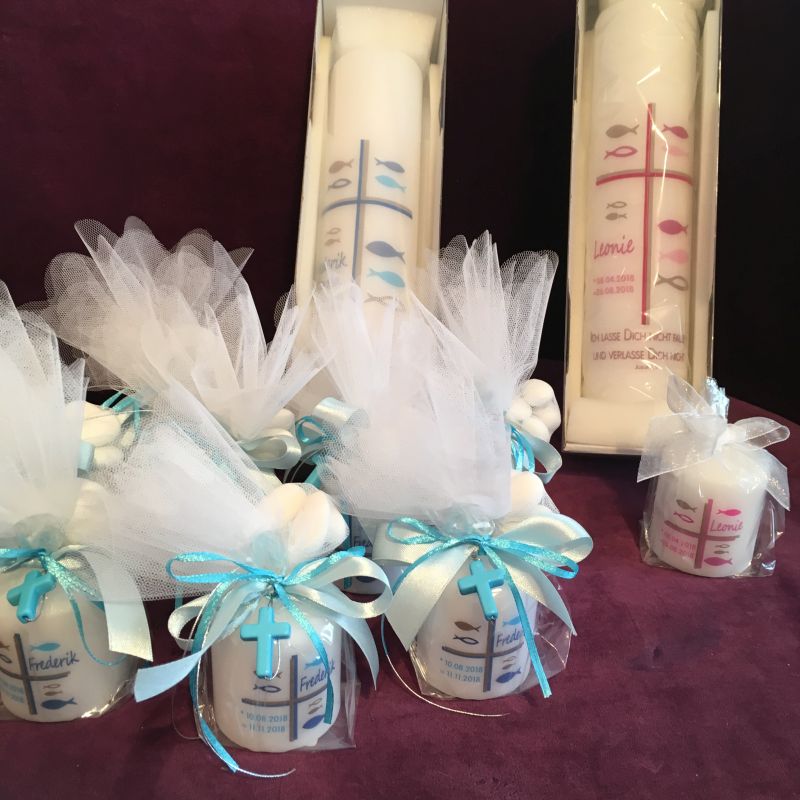 Personalisierte Taufkerze und Gastgeschenke!