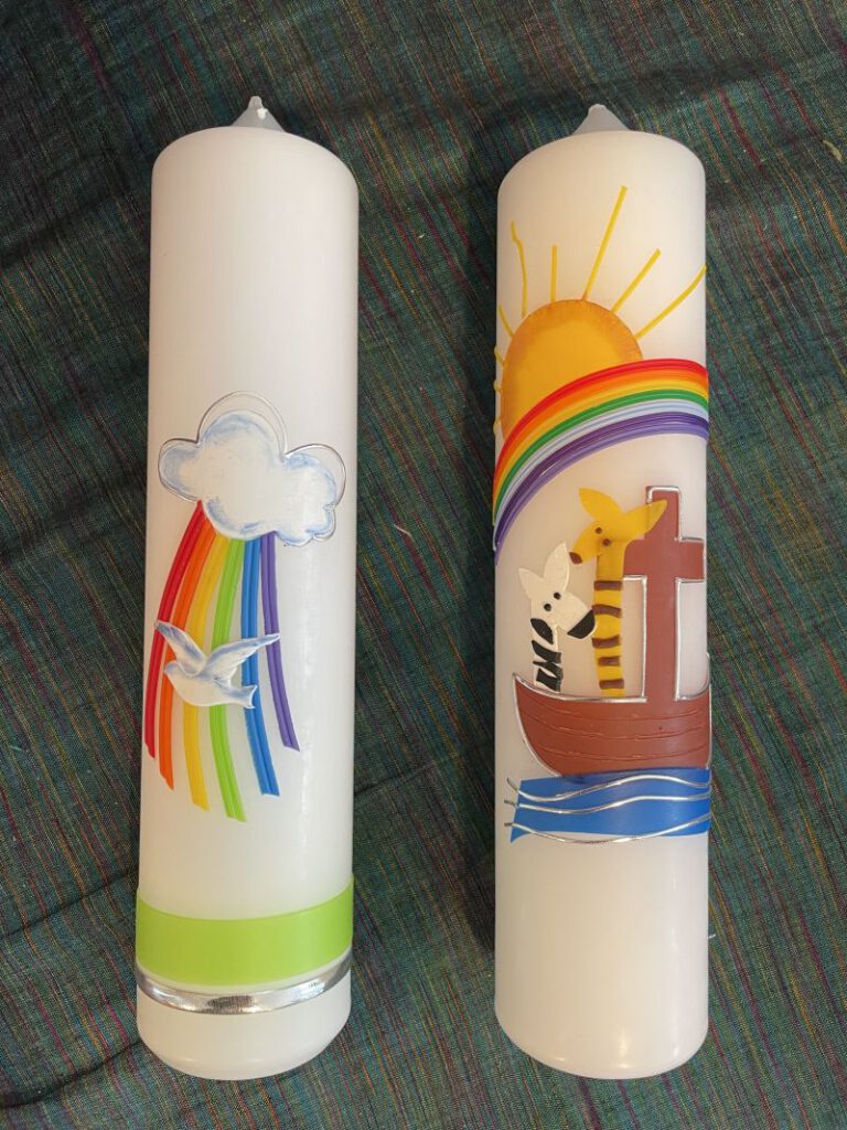 Kerzen zur Taufe, Moderne Taufkerzen mit Regenbogen und Arche Noah