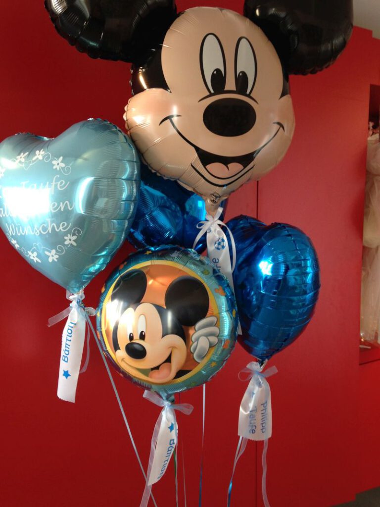 Dekoration für die Taufe, Geburt oder Babyshower mit Luftballons