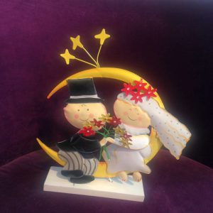 Lustige und fröhliche Tortendeko mit einem Hochzeitspaar die gerne tanzt! Ein Hingucker für die Hochzeitstorte !