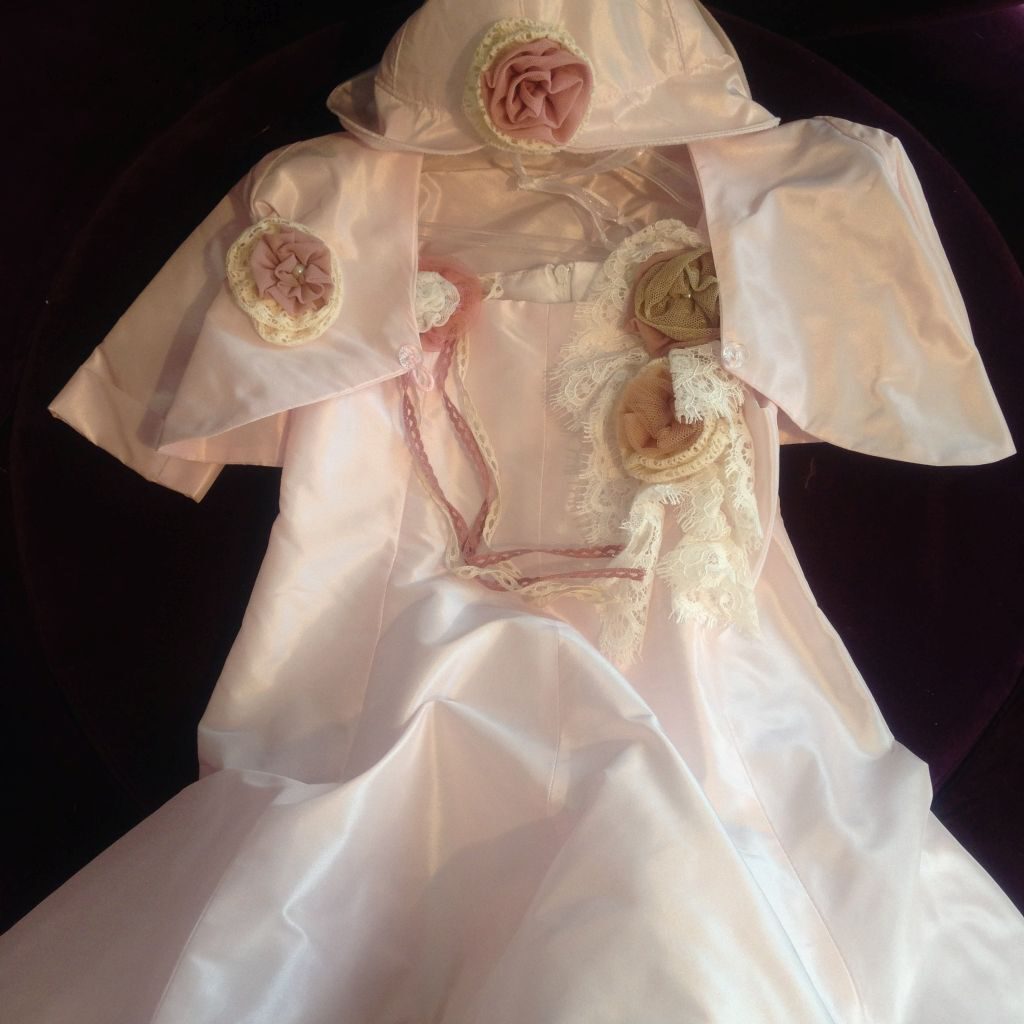 Sehr elegantes Taufkleid für die Tauffeier!