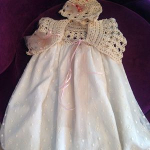 Elegante Taufkleider, Bekleidung zur Taufe
